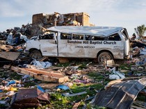 Diterjang Tornado, 17 Bangunan di Colorado AS Porak-poranda