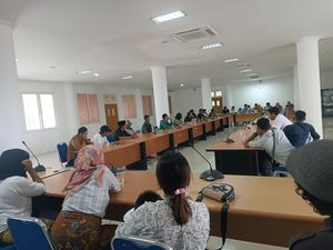 DPRD Lombok Tengah Desak Pemkab Segera Buat Perbup Penyaluran DBHCHT
