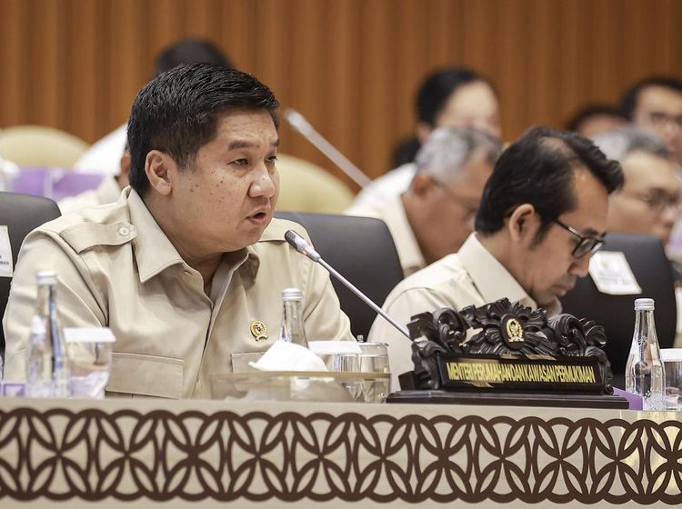Menteri PKP Bahas Peta Jalan 3 Juta Rumah Bersama DPR RI