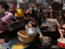 Dunia Hari Ini: Lima Truk Bantuan Tiba di Gaza Usai 3 Bulan Dilarang Masuk