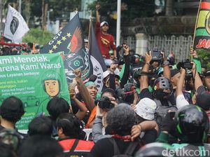 Komisi V DPR Sebut Kerugian Imbas Demo Ojol Rp 188 M