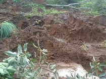 Video: Detik-detik Longsor Timpa Rumah Warga di Tasikmalaya