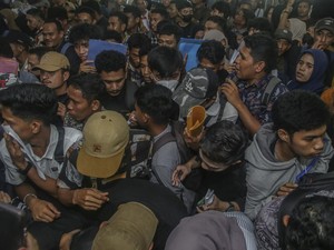 Media Asing Soroti Sulitnya Cari Kerja di RI, Lulusan Sarjana Nganggur