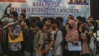 Pemprov Maluku Utara melalui Dinas Ketenagakerjaan dan Transmigrasi menggelar Job Fair 2025 dari tanggal 20-21 Mei dengan menyediakan sebanyak 2.368 lowongan kerja.