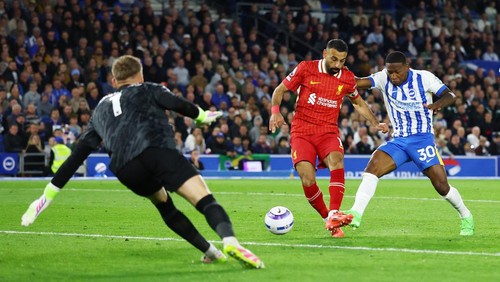 Soccer Football - Premier League - Brighton & Hove Albion v Liverpool - The American Express Community Stadium, Brighton, Britain - May 19, 2025 Liverpools Mohamed Salah misses a chance to score Action Images via Reuters/Matthew Childs EDITORIAL USE ONLY. NO USE WITH UNAUTHORIZED AUDIO, VIDEO, DATA, FIXTURE LISTS, CLUB/LEAGUE LOGOS OR LIVE SERVICES. ONLINE IN-MATCH USE LIMITED TO 120 IMAGES, NO VIDEO EMULATION. NO USE IN BETTING, GAMES OR SINGLE CLUB/LEAGUE/PLAYER PUBLICATIONS. PLEASE CONTACT YOUR ACCOUNT REPRESENTATIVE FOR FURTHER DETAILS..