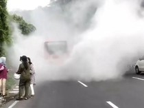 Heboh Bus Trans Semarang Semburkan Asap Pekat, Ternyata gegara Turbo Ambyar