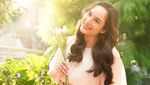Potret Chelsea Islan Ngopi dan Ngeteh Cantik di Kafe