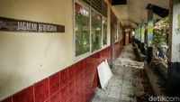 Rumah Didik Anak Istimewa ini dirancang sebagai pelengkap dari pendidikan formal yang sudah dijalani anak-anak di Sekolah Luar Biasa (SLB).