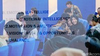 Selain EQ, pola pikir berkembang atau growth mindset membantu pekerja khususnya pengusaha tetap tangguh di tengah risiko dan ketidakpastian.