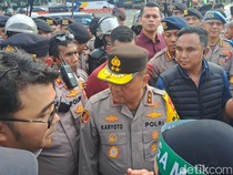 Kapolda Metro Cek Langsung Demo Ojol di Patung Kuda
