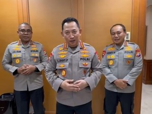 Kapolri Ucapkan Selamat Ultah, UAS Balas dengan Pantun Sukses Selalu