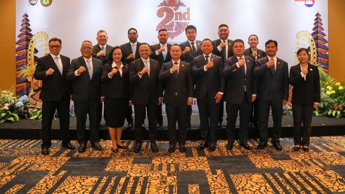 Direktorat Jenderal Imigrasi Kementerian Imigrasi dan Pemasyarakatan Republik Indonesia menggelar pertemuan bilateral kedua dengan otoritas imigrasi Kamboja di Bali