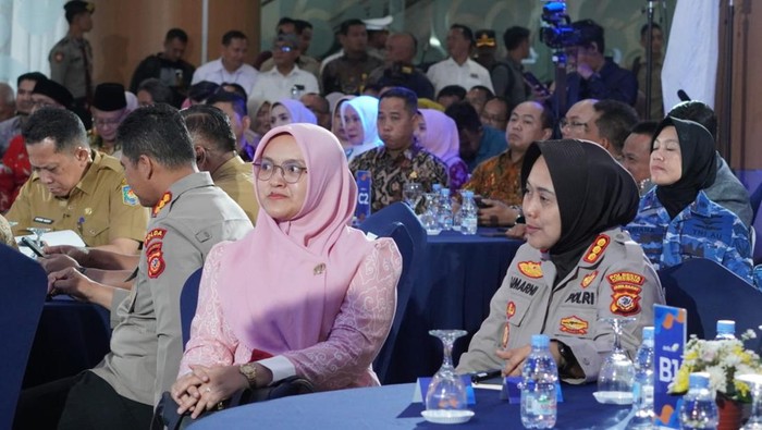 Ketua DPRD Kabupaten Cirebon Sophi Zulfia.