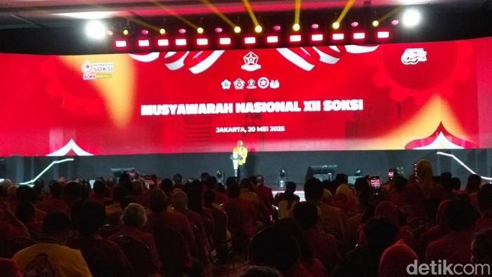 Ketum Partai Golkar, Bahlil Lahadalia hadir dalam acara Munas ke-XII organisasi sayap Partai Golkar, Sentral Organisasi Karyawan Swadiri Indonesia (Soksi). (Kurniawan/detikcom).