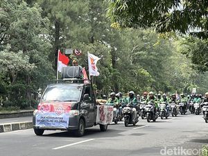 Potret Demo Driver Ojol di Semarang dan Solo