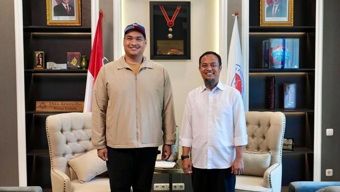 Menpora Dito Ariotedjo bersama Gubernur Sulsel Andi Sudirman Sulaiman.