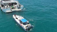 Seluruh korban kecelakaan dievakuasi dengan 14 orang dievakuasi ke KN. Tanjung Datu-301 dan sisanya ke KN Rantos milik KPLP. Dari keterangan awal yang diperoleh dari Wakil Nakhoda KM Pasifik Memori II, kapal diduga mengalami kecelakaan setelah ditabrak dari belakang oleh kapal tanker yang belum teridentifikasi, sehingga menyebabkan kapal terbalik.