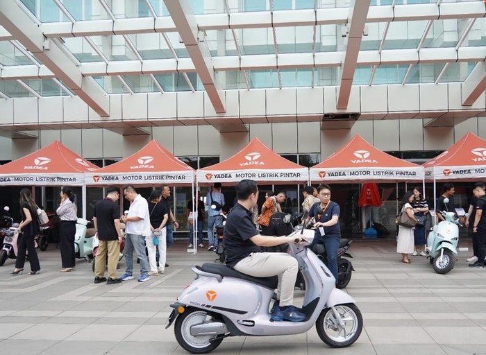 Motor listrik Yadea luncurkan warna baru