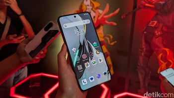 Spesifikasi layar Nubia Neo 3 GT sama persis seperti versi standarnya. Bedanya, layar Neo 3 GT memiliki tingkat kecerahan lebih tinggi hingga 1.300 nits. Foto: Virgina Maulita Putri/detikINET