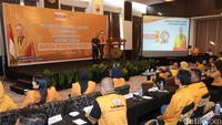 Dalam sambutannya, OSO meminta kader Laskar Muda Hanura (Lasmura) punya jiwa petarung dalam berbagai kompetisi. Lebih lanjut, OSO menginginkan pemilihan Ketua Umum Lasmura daerah hingga pusat, dilakukan melalui Musyawarah Daerah dan Munas. Pemilihan harus secara demokratis, tidak lagi ditunjuk.