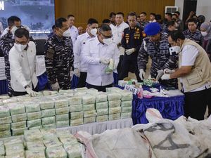 TNI AL Musnahkan 2,061 ton Sabu-Sabu dan Kokain di Batam
