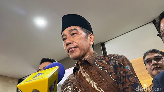 Jokowi Sekalian Ambil Ijazah Saat Beri Keterangan di Bareskrim Polri