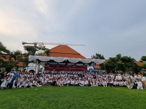 Puluhan Dokter Surabaya Kritisi Kemkes: Dunia Medis Tak Baik-baik Saja!