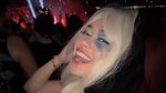 Amor oo na na! Rebecca Klopper Nonton Konser Lady Gaga