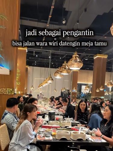 Restoran Santap Sepuasnya Jadi Tempat Resepsi Pernikahan Beredar video viral, pasangan pengantin yang memilih restoran santap sepuasnya atau all you cat eat sebagai lokasi resepsi pernikahan di BSD.