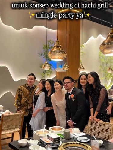 Restoran Santap Sepuasnya Jadi Tempat Resepsi Pernikahan Beredar video viral, pasangan pengantin yang memilih restoran santap sepuasnya atau all you cat eat sebagai lokasi resepsi pernikahan di BSD.