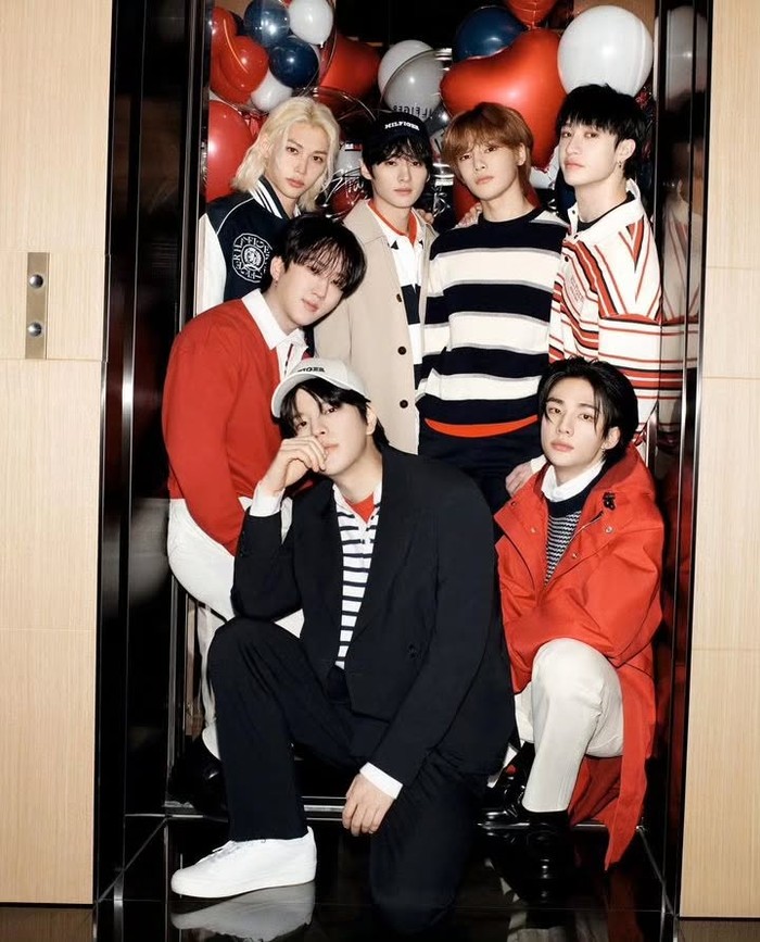 Stray Kids Stray Kids