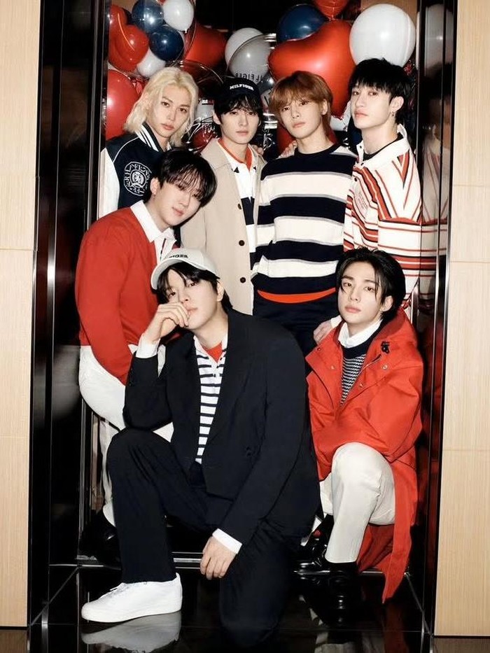 Stray Kids Stray Kids