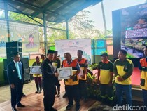 Ratu Dewa Luncurkan Program Satu Kelurahan Satu Bank Sampah