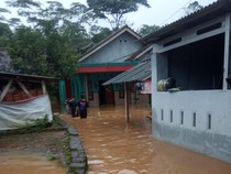 Banjir dan Longsor Terjang Kabupaten Tasikmalaya
