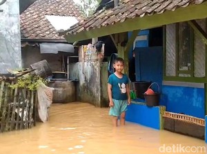 Banjir di Tanjungsari Tasik, 1.011 Rumah Terendam-Satu Warga Tewas