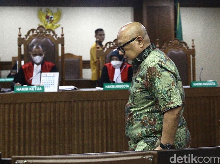 Dono Parwoto Dihukum 5 Tahun Penjara, Terbukti Korupsi Proyek Tol MBZ