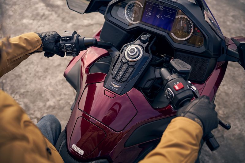 Honda Gold Wing terbaru resmi hadir di Indonesia