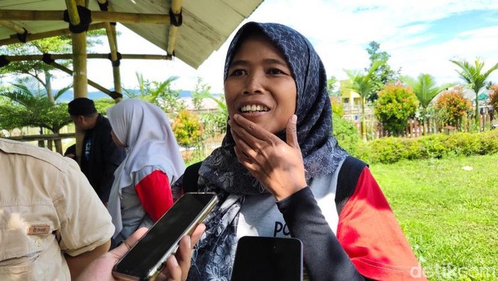 Isah Yulianingsih, ibu rumah tangga yang mengidap thalasemia di Sukabumi