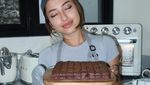 Jennifer Coppen Bisnis Brownies dan Cookies Bareng Zoe Wassink