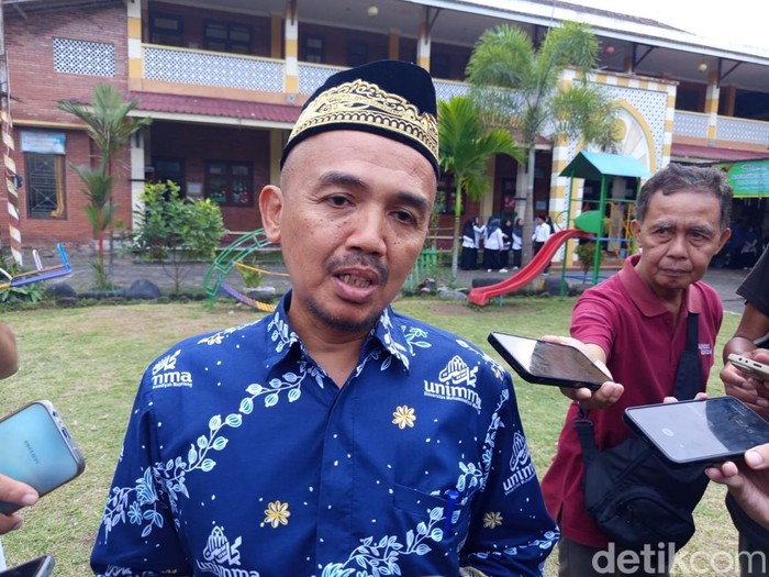 Ketua Yayasan As Syafi’iyah Mendut, DR Habib Muhsin Syafingi di sekolahnya, Rabu (21/5/2025).