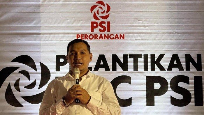 Ketua DPW PSI Jatim Bagus Panuntun.