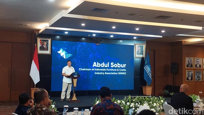 Ketua Umum Himpunan Industri Mebel dan Kerajinan Indonesia (HIMKI) Abdul Sobur