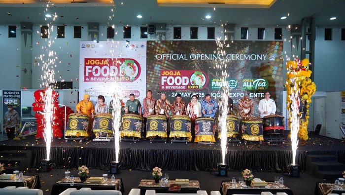 Pameran Jogja Food & Beverage Expo 2025 resmi dibuka untuk umum mulai 21 Mei hingga 24 Mei 2025 di Jogja Expo Center (JEC), Yogyakarta.