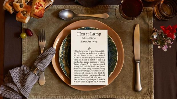 Novel Heart Lamp yang memenangkan Man Booker International Prize hari ini.