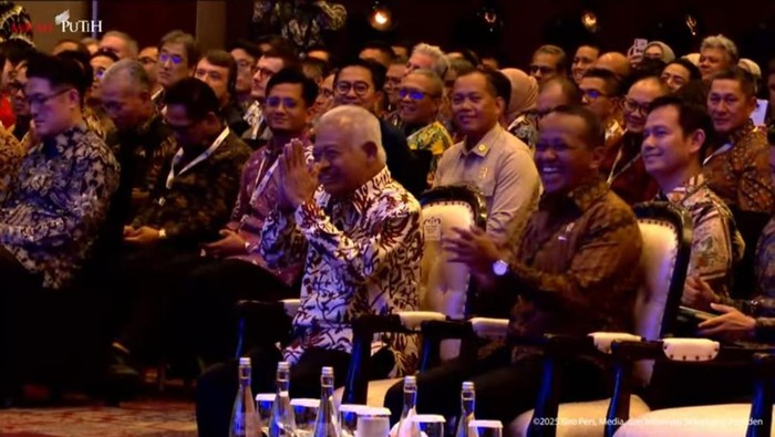 Purnomo Yusgiantoro (kiri) dan Bahlil Lahadalia (kanan).