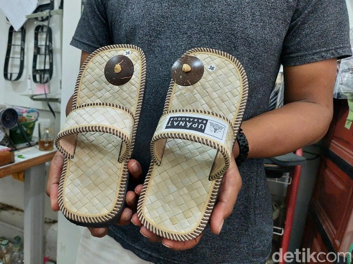Sandal Upanat