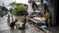 Berdasarkan data BPBD Jawa Tengah, sebanyak 11.662 jiwa dari 2.903 kepala keluarga (KK) terdampak banjir dengan 153 unit rumah tergenang serta 18 fasilitas umum, 13 fasilitas pendidikan dan tiga fasilitas kesehatan turut terdampak banjir. 
