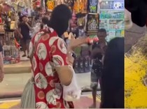 Mau Tolong Turis yang Dihinggapi Kecoak, eh Ternyata Itu Peliharaan