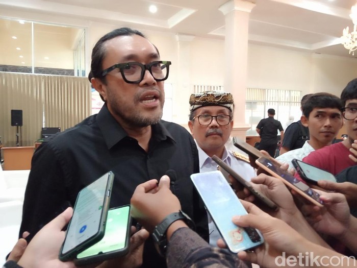 Wakil Ketua DPRD Jabar Ono Surono