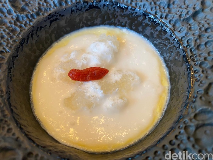 Ada Hidangan Kanton Premium di Resto Mewah Bintang Lima Ini Ada Hidangan Kanton Premium di Resto Mewah Bintang Lima Ini
